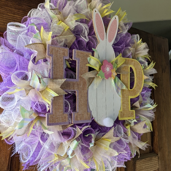 Easter Deco Mesh Wreath - Picture 6 of 7